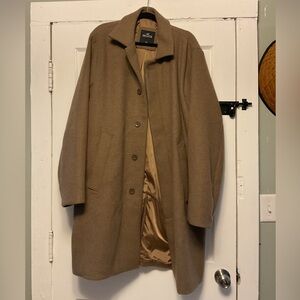 Hollister Men’s Tan Trench Coat